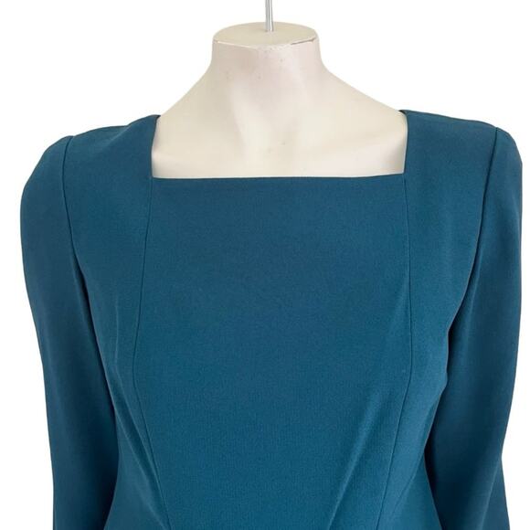 VTG LIZ CLAIBORNE 2 Piece Skirt Suit with Gold Chain Detail in Green SZ 8 - Picture 3 of 13